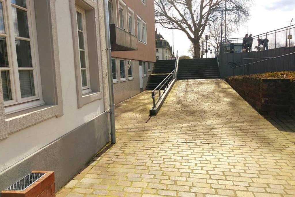 Pearl Studio Apart - King Bed - Netflix - Projector - Fast Wi-Fi Trier Exterior foto
