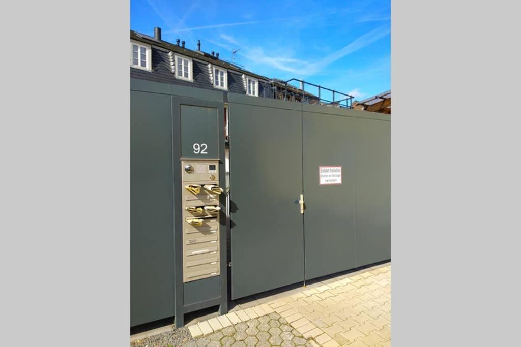 Pearl Studio Apart - King Bed - Netflix - Projector - Fast Wi-Fi Trier Exterior foto